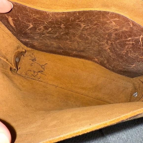 Classic Brown Leather Messenger Bag Set - Picture 2 of 11